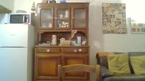 Snapshot of 22esserre chatting on October 31, 3:02 pm 22esserre online show from October 31, 3:02 pm