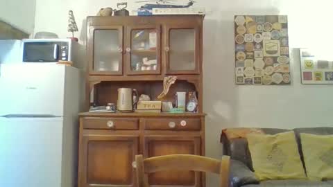 Snapshot of 22esserre chatting on December 1, 12:43 pm 22esserre online show from December 1, 12:43 pm