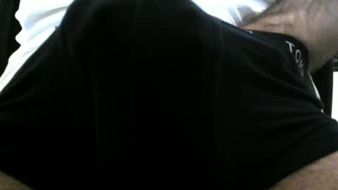 Snapshot of 23xclown chatting on January 22, 9:35 am 23xclown online show from January 22, 9:35 am