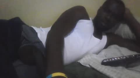 Snapshot of 242doggy242 chatting on October 20, 7:31 am 420 Bbc online show from October 20, 7:31 am