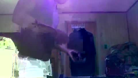 2damnfreaky online show from October 8, 6:33 am