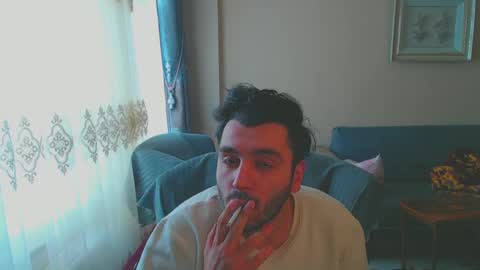 Snapshot of 2handsomeman chatting on January 6, 10:02 am Berk online show from January 6, 10:02 am