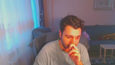 Snapshot of 2handsomeman chatting on January 7, 2:41 pm Berk online show from January 7, 2:41 pm