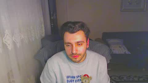 Snapshot of 2handsomeman chatting on January 8, 9:55 pm Berk online show from January 8, 9:55 pm