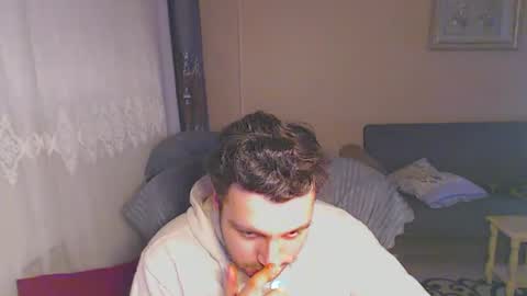 Snapshot of 2handsomeman chatting on January 13, 12:41 am Berk online show from January 13, 12:41 am