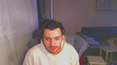 Snapshot of 2handsomeman chatting on January 16, 4:18 pm Berk online show from January 16, 4:18 pm