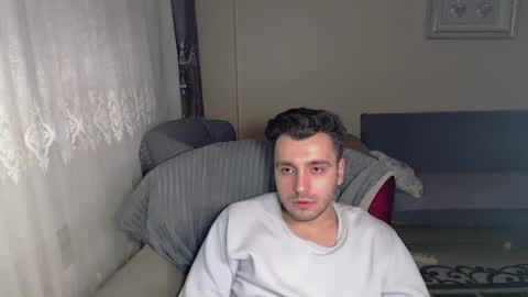 Snapshot of 2handsomeman chatting on January 23, 4:09 am Berk online show from January 23, 4:09 am