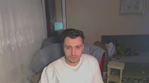 Snapshot of 2handsomeman chatting on January 25, 1:54 am Berk online show from January 25, 1:54 am