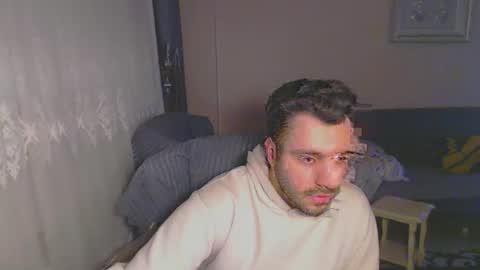 Snapshot of 2handsomeman chatting on February 12, 10:15 pm Berk online show from February 12, 10:15 pm