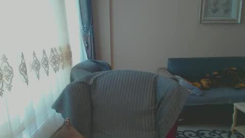 Snapshot of 2handsomeman chatting on February 15, 10:55 am Berk online show from February 15, 10:55 am
