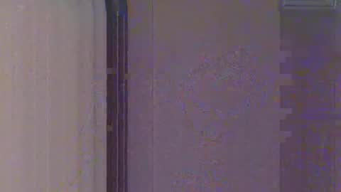 Snapshot of 2handsomeman chatting on February 23, 9:48 pm Berk online show from February 23, 9:48 pm