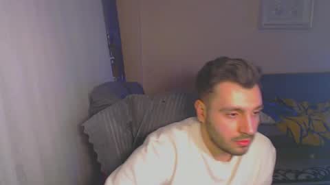 Snapshot of 2handsomeman chatting on February 26, 8:11 pm Berk online show from February 26, 8:11 pm
