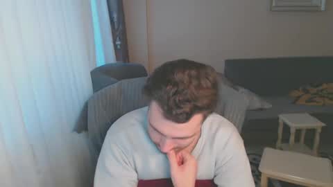 Snapshot of 2handsomeman chatting on March 11, 4:32 am Berk online show from March 11, 4:32 am