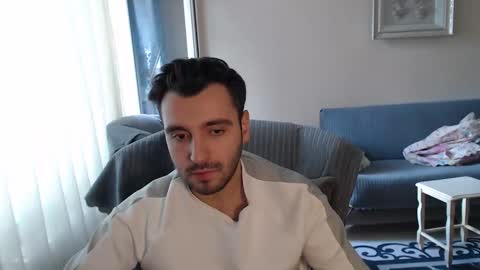 Snapshot of 2handsomeman chatting on October 3, 1:30 pm Berk online show from October 3, 1:30 pm