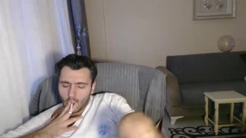 Snapshot of 2handsomeman chatting on October 9, 4:10 am Berk online show from October 9, 4:10 am