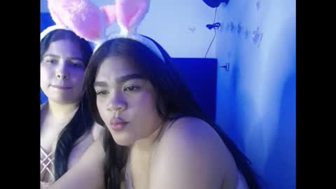 2moons_full_of_love online show from October 19, 11:05 pm