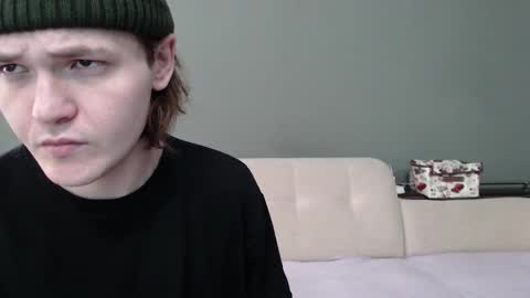 Eleot online show from November 24, 7:30 am