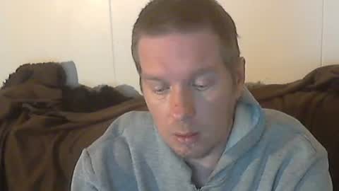 Snapshot of 2small4you83 chatting on December 5, 1:14 am 2small4you83 online show from December 5, 1:14 am