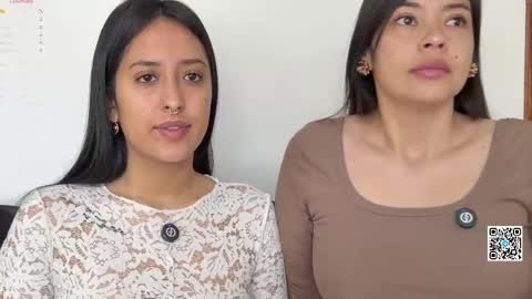 Dalilah and Tarah online show from April 12, 6:46 pm