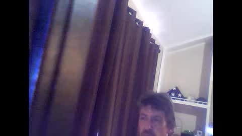 Snapshot of 333fffej chatting on January 6, 10:26 pm 333fffej online show from January 6, 10:26 pm