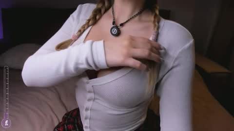 Snapshot of 3stepsaboveheaven chatting on November 26, 8:32 pm Unknown author online show from November 26, 8:32 pm