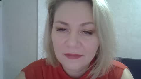 Snapshot of 3susie chatting on November 22, 10:14 am 3susie online show from November 22, 10:14 am