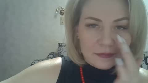 Snapshot of 3susie chatting on December 16, 3:50 pm 3susie online show from December 16, 3:50 pm