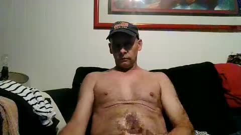 4nuf online show from October 22, 9:31 am