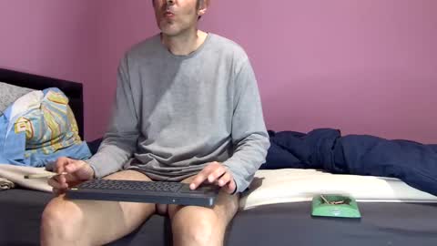 Larese Carlo online show from February 5, 7:10 pm