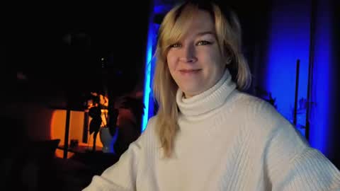 Snapshot of 5_in_one chatting on February 20, 5:12 am Sunshine online show from February 20, 5:12 am