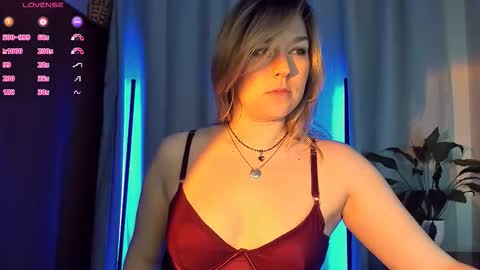 Snapshot of 5_in_one chatting on November 27, 3:30 am Sunshine online show from November 27, 3:30 am