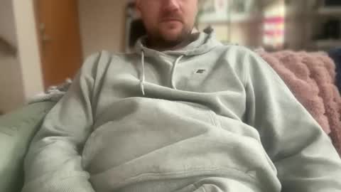 Snapshot of 612dilf chatting on November 1, 7:49 pm 612Dilf online show from November 1, 7:49 pm