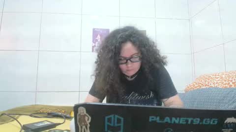 Snapshot of 666afrodite chatting on October 6, 11:35 pm 666afrodite online show from October 6, 11:35 pm