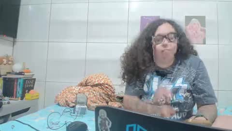 Snapshot of 666afrodite chatting on October 20, 3:40 am 666afrodite online show from October 20, 3:40 am