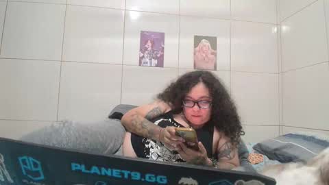 Snapshot of 666afrodite chatting on October 21, 12:11 am 666afrodite online show from October 21, 12:11 am