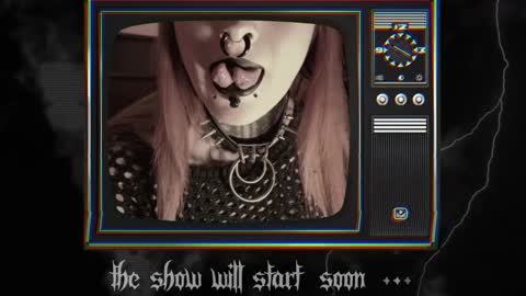 Snapshot of 666deathgasm chatting on January 15, 7:01 pm Juune online show from January 15, 7:01 pm