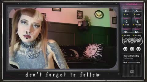 Snapshot of 666deathgasm chatting on February 15, 10:31 pm Juune online show from February 15, 10:31 pm