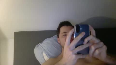 Snapshot of 69baby69baby chatting on December 4, 9:13 pm 69baby69baby online show from December 4, 9:13 pm