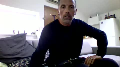 Num online show from October 19, 7:42 am