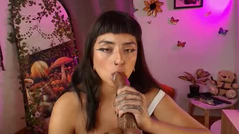 B R I E L A  online show from December 18, 8:26 pm