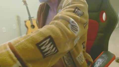 6stringer62 online show from February 13, 2:01 am