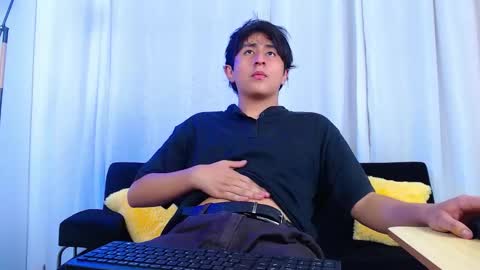 zyan online show from December 16, 8:58 pm