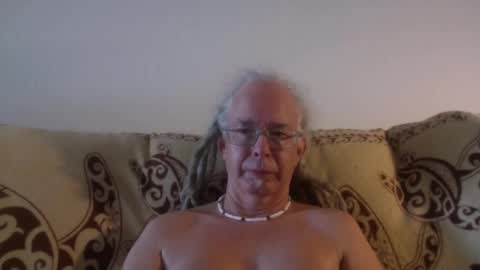 Snapshot of 808dred chatting on March 6, 8:48 pm 808dred online show from March 6, 8:48 pm