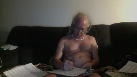 Snapshot of 808dred chatting on October 3, 9:17 am 808dred online show from October 3, 9:17 am