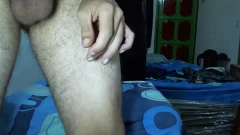 Snapshot of 8inchesedge chatting on September 17, 9:55 am 8inchesedge online show from September 17, 9:55 am