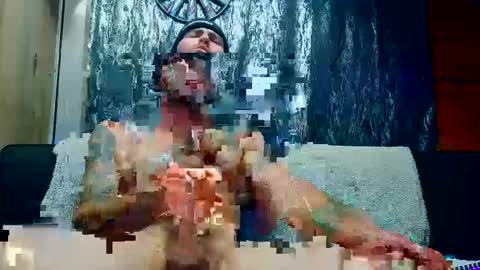 EvelDicknievel1 online show from October 14, 4:30 pm