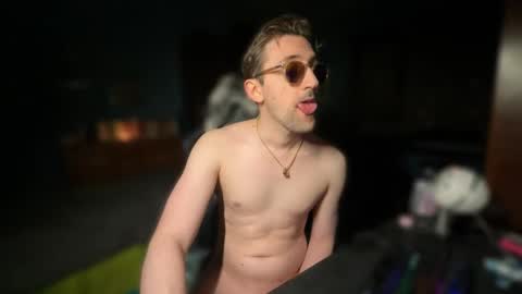 Snapshot of 91stefisexy91 chatting on October 3, 10:18 pm 91stefisexy91 online show from October 3, 10:18 pm