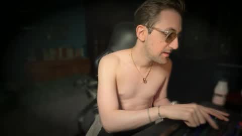 Snapshot of 91stefisexy91 chatting on October 18, 10:54 pm 91stefisexy91 online show from October 18, 10:54 pm