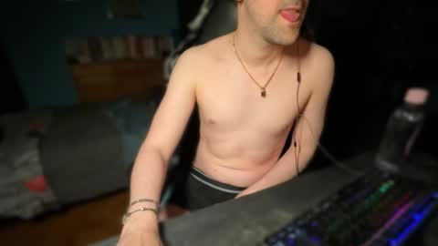 Snapshot of 91stefisexy91 chatting on November 3, 11:15 pm 91stefisexy91 online show from November 3, 11:15 pm