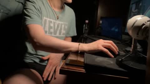 91stefisexy91 online show from April 6, 8:43 pm